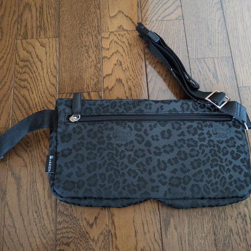 PRADAバック （PRADA プラダ メッセンジャーバッグ（PRADA