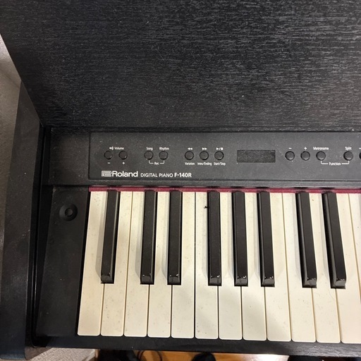 電子ピアノ