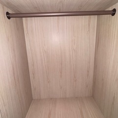 小さなクローゼットの画像