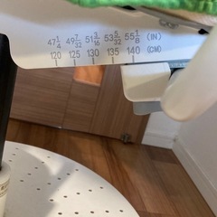 IKEA 学習椅子　幼児〜小学生の画像