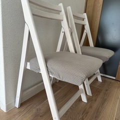 折りたたみチェア2つ【美品】の画像