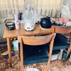 一軒家丸々片付けの為、色々有ります。