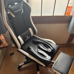 RXGAMING ゲーミングチェアの画像