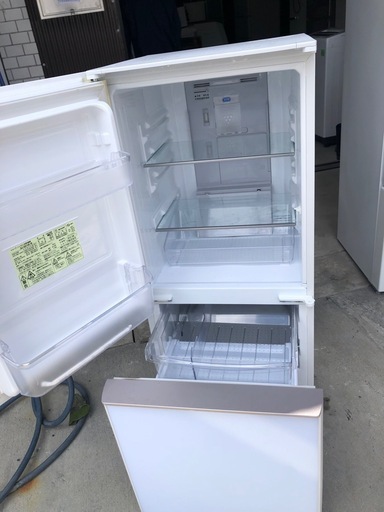 NO B64 ?福岡市内配送設置無料✨?シャープ SHARP 冷蔵庫 (幅48.0cm) 137L プラズマクラスター 両開き 2ドア
