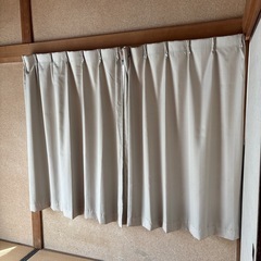カーテン　グリーン　135センチ