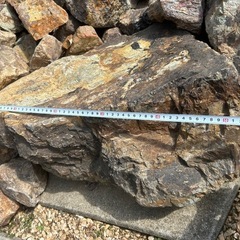 岐阜石　石組みサイズ　30kg over〜