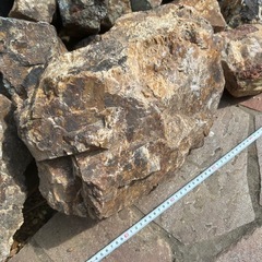 岐阜石　石組みサイズ　30kg over〜の画像