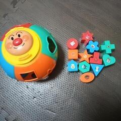 アンパンマン型はめパズルの画像