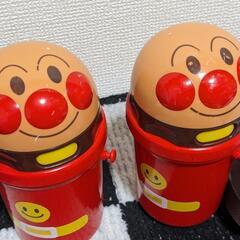 中古✨アンパンマン水筒、スプーン・フォーク・はしの画像