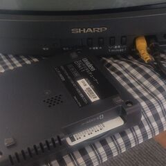 シャープ14型ブラウン管テレビの画像