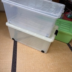 衣装ケース3つの画像