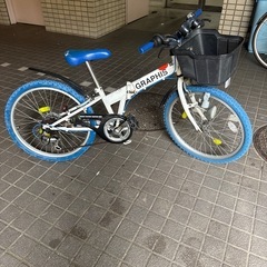 子供用自転車　22インチ　6段ギア、ライト、鍵付き 、マウンテンバイク