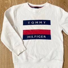 TOMMY HILFIGER トレーナー 110～120cm）