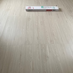 フロアタイルの画像