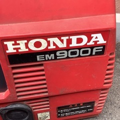 ●中古 保管品 HONDA ホンダ EM900F ポータブル発電機 簡易動作確認済みアウトドア 防災 約42×44×28cmの画像