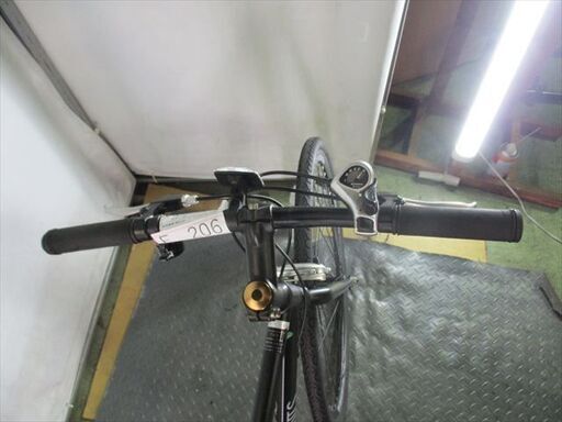 E206　★　11800円★整備済み スポーツ中古自転車 【クロスバイク　黒　46㎝】