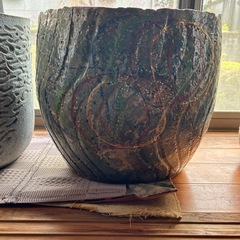 薩摩焼の大きなつぼ　壺　陶芸家手作り作品　忠雲窯