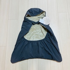 【新品】あったかケープ 抱っこ紐 ベビーカー 寒さ対策 ベビー リボン グレーの画像