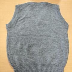 みちる幼稚園 制服ベストの画像