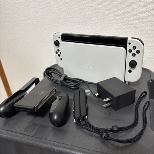 【箱無し】Nintendo Switch ホワイト 有機EL