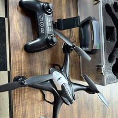 値下げ‼️ほぼ新品‼️ドローンセット‼️これからの時期に遊べます‼️の画像