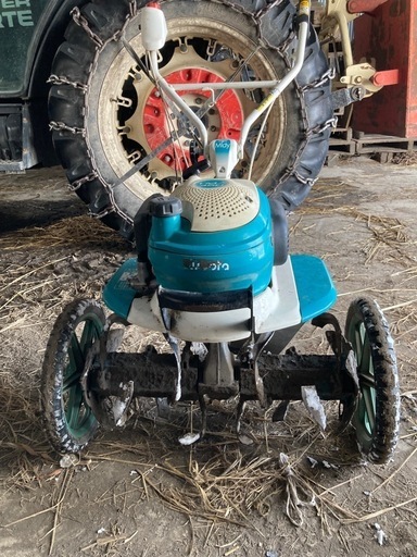 Kubota TMA350 管理機