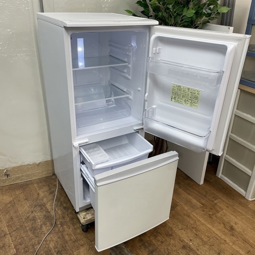 R455 ☀️ SHARP 2ドア冷蔵庫（137L 左右付替え）18年製 SJ-14E5-KW ⭐ 動作確認済 ⭐ クリーニング済
