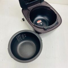 【REGASTOCK 川崎店】TIGER タイガー 5.5合 圧力IHジャー炊飯器 炊きたて JPC-H100 2020年製の画像