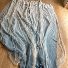 カーテン　星　透かし彫り　グラデーションの画像