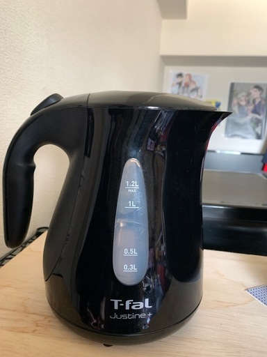 電化製品一式(レンジ、炊飯器、トースター、ケトル)