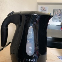 電化製品一式(レンジ、炊飯器、トースター、ケトル)の画像