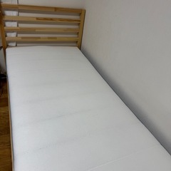 IKEA シングルベッド TARVA 別売りすのこ付きの画像
