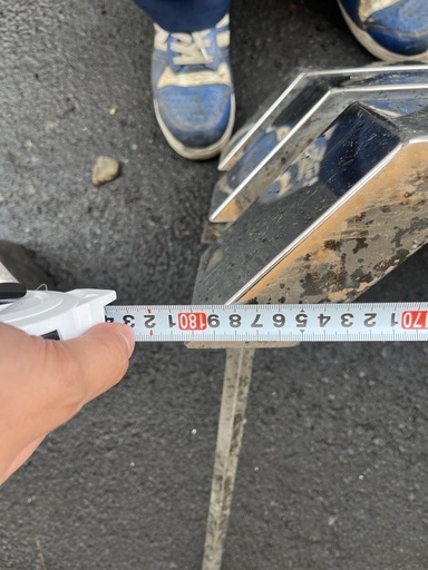 早い者勝ちです！
美品　 ステンレスサイドバンパー3段　鏡面