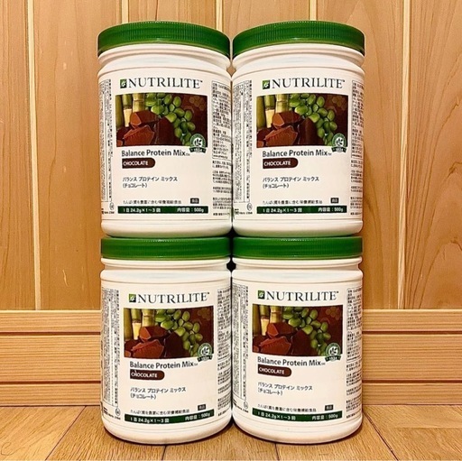 プロテイン4個+サプリ2個　ニュートリライト