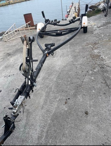 ボートトレーラー