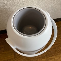 【取引終了】Pigeon　おむつ処理ポットの画像