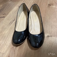 エナメル　ウェッジソール　パンプス