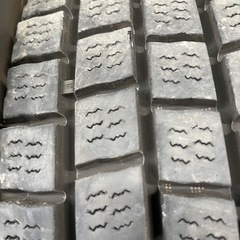 スタッドレスタイヤ 185/65R15の画像