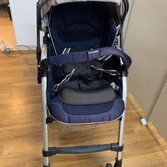 3AG12 combi コンビ ベビーカーの画像