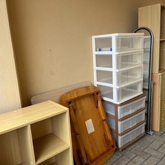 受付終了　
棚、机とか色々の画像