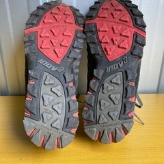inov8 イノヴェイト　ロックライト　トレラン　の画像