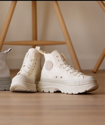 人気モデル新品未使用 converse オールスター (R) トレックウエーブ