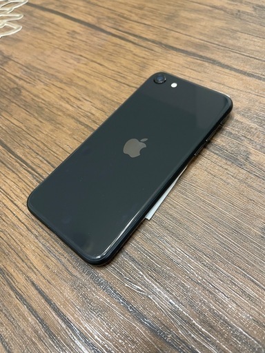 iPhone SE2　64GB 美品！SIMフリー 4/4　19:30 迄のお取引で更に1000引き❗️　