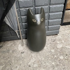 猫の傘立て