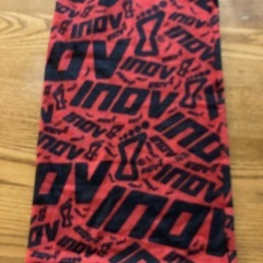 inov8 イノヴェイト　ネックウォーマー　
