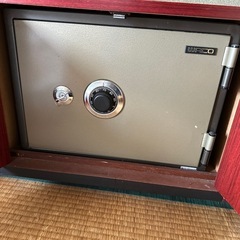 金庫