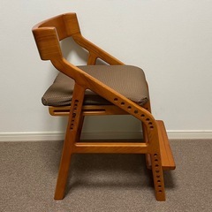 【本日集荷限定価格】頭の良い子を目指す椅子　チェアの画像