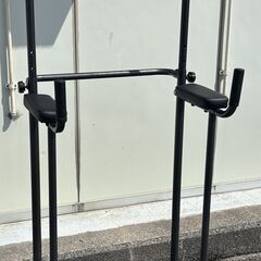 中古品　ぶら下がり健康器　懸垂腕立て伏せマシーン