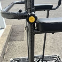 中古品　ぶら下がり健康器　懸垂腕立て伏せマシーンの画像