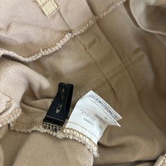ベージュスカートの画像
